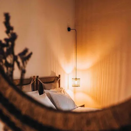 Mazi - Pied A Terre Retimno