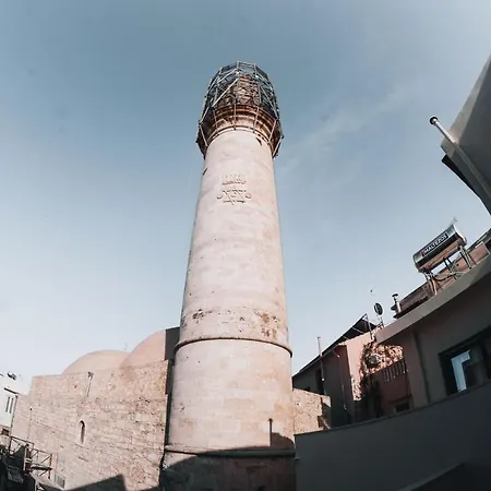 Mazi - Pied A Terre * Retimno