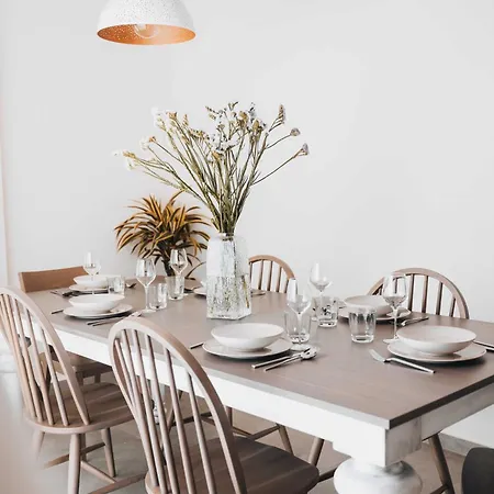 Mazi - Pied A Terre Holiday home