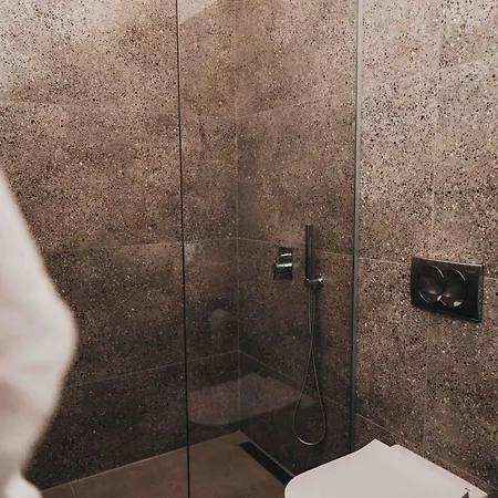 Mazi - Pied A Terre Rethymno (Crete)