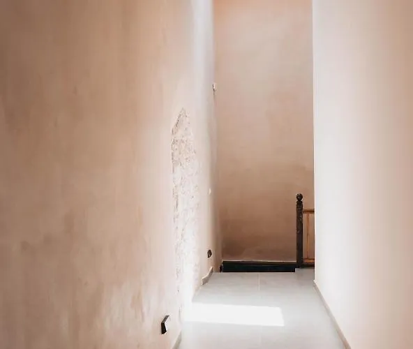 Hébergement de vacances Mazi - Pied à Terre *